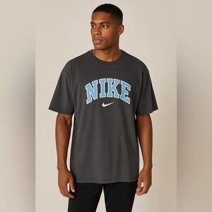 Nike Oversized Arch Logo T-Shirt – Dark Gray – Size XXL